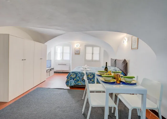 아파트 Maimone 3 - Happy